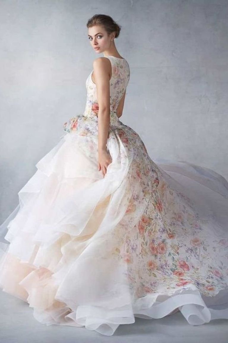 78-182635-most-beautiful-wedding-dresses-2021-10.jpeg