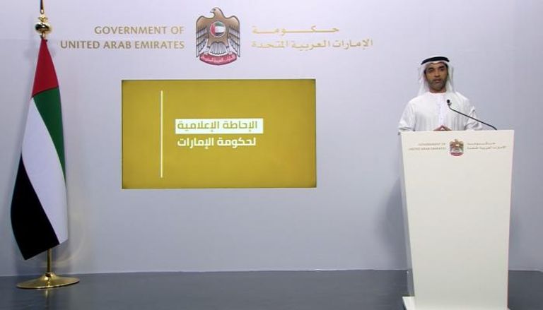 الدكتور سيف الظاهري خلال الإحاطة الإعلامية الدورية لحكومة الإمارات حول مستجدات كورونا