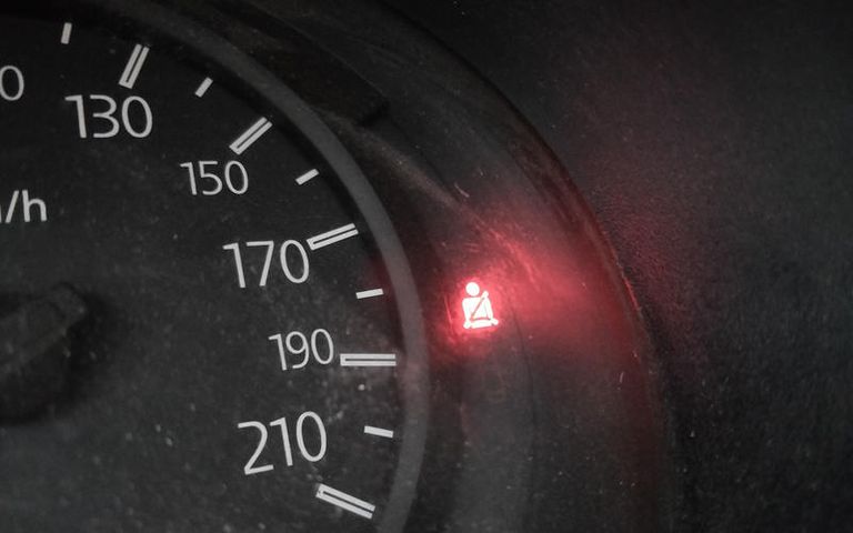 حزام الأمان أنظمة القيادة المساعدة للسائق