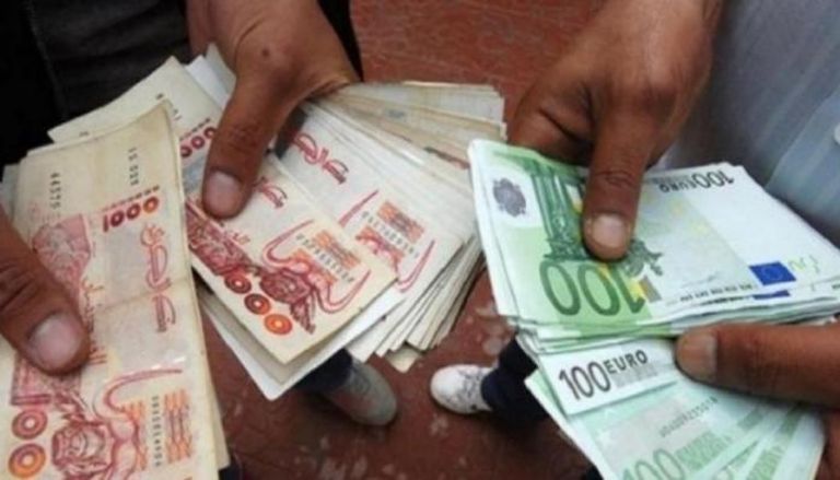 سعر الدولار واليورو في الجزائر اليوم الخميس 4 فبراير 2021