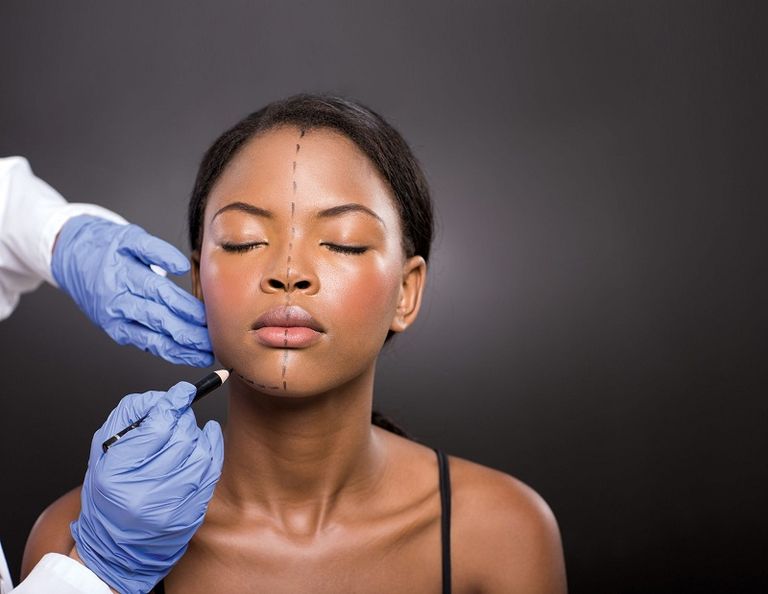 البعض اتجه خصوصا إلى المنطقة المحيطة بالعيون