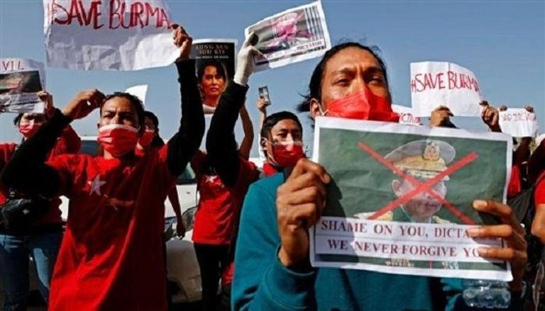مظاهرات مناهضة للانقلاب العسكري في ميانمار