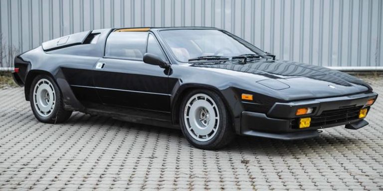 طراز Lamborghini Jalpa طراز أودي R8