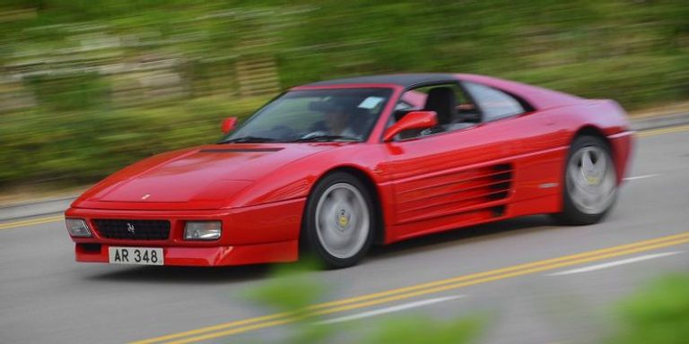 طراز Ferrari 348 GTS طراز أودي R8