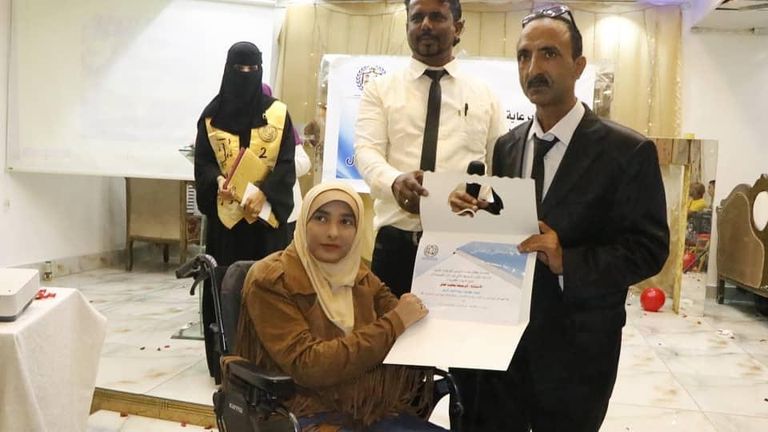 المليشيا الحوثية نهبت المساعدات التي تقدم للمعاقين