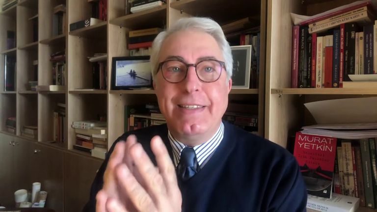 فائق أوزتراق متحدث الشعب الجمهوري