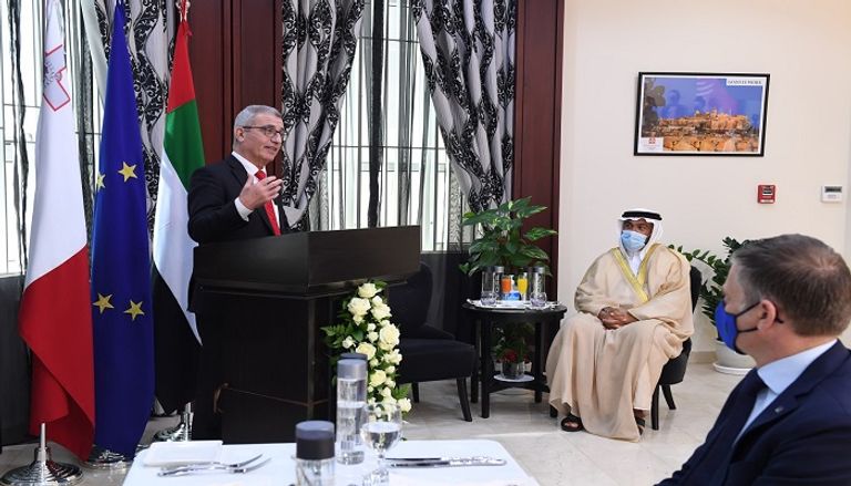 الشيخ عبدالله بن زايد آل نهيان ونظيره بمالطا إيفاريست بارتولو