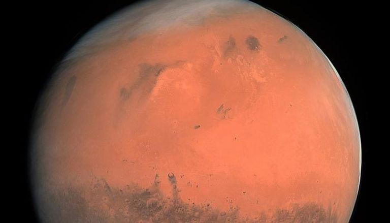 المريخ يعرف باسم الكوكب الأحمر