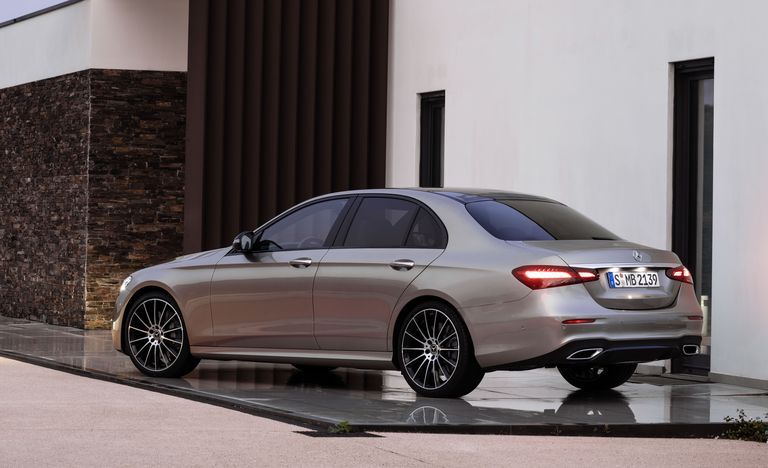 طراز مرسيدس E-class طراز مرسيدس E-class