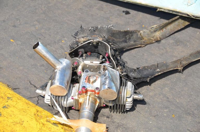 بقايا حطام الطائرة بدون طيار المفخخة من طراز 
