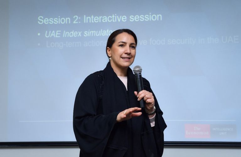 مريم بنت محمد سعيد حارب المهيري وزيرة دولة للأمن الغذائي والمائي في الإمارات جانب من أعمال اجتماعات لجنة الأمن الغذائي العالمي