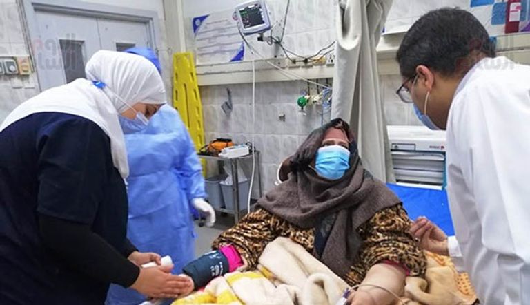المسنة المصرية في طريقها للمستشفى