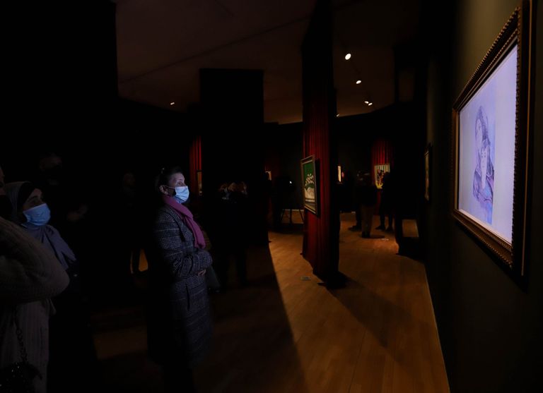 مجموعة من الأعمال المعروضة في المعرض