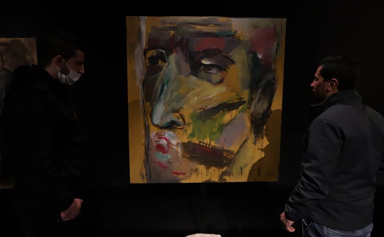 مجموعة من الأعمال المعروضة في المعرض