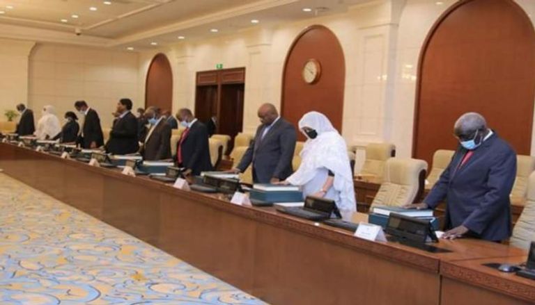 جانب من أداء الحكومة السودانية لليمين الدستورية
