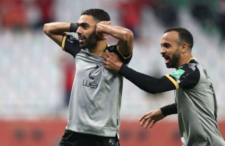 حسين الشحات ومجدي أفشة لاعبا الأهلي المصري