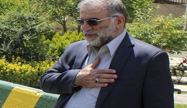 جثمان فخري زاده في نعشه قبل دفنه - أرشيفية