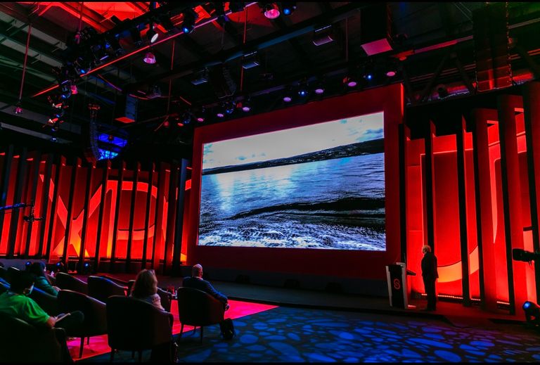 جلسة "السرد المرئي بين التوثيق والشعر"