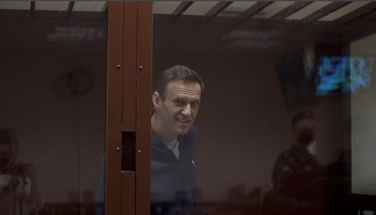 المعارض الروسي أليكسي نافالني خلال محاكمته- رويترز