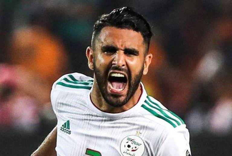 رياض محرز نجم منتخب الجزائر وفريق مانشستر سيتي