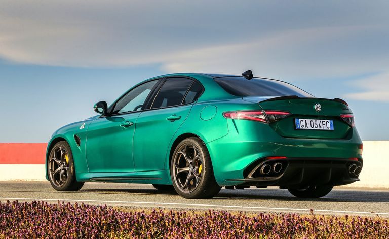  ألفا روميو  Giulia Quadrifoglio