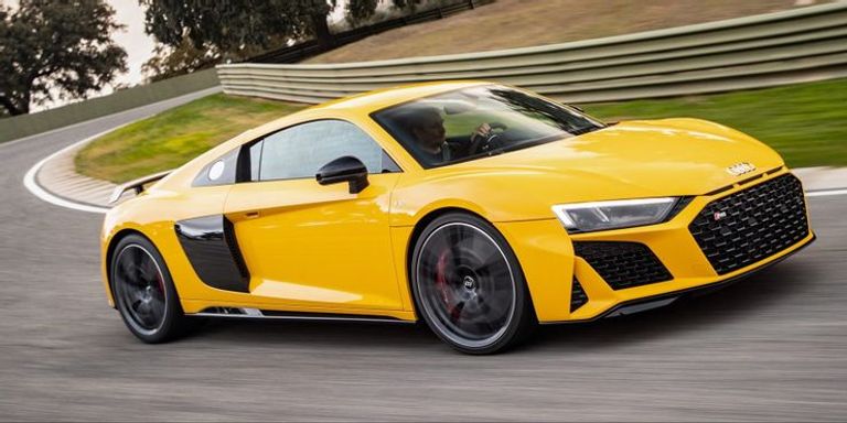 أودي R8 كاريرا 911