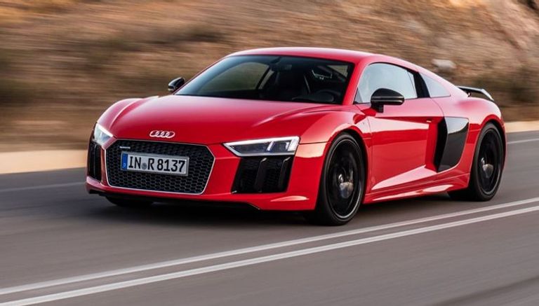 أودي R8 V10 Plus مكلارين GT