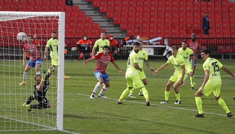 أتلتيكو مدريد ضد غرناطة