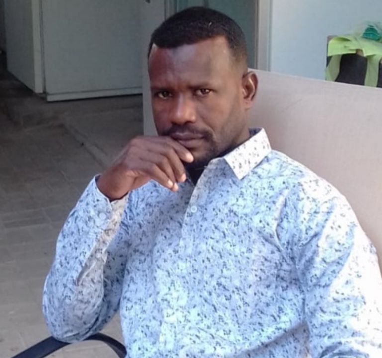 شوارع الخرطوم خالية من العشاق