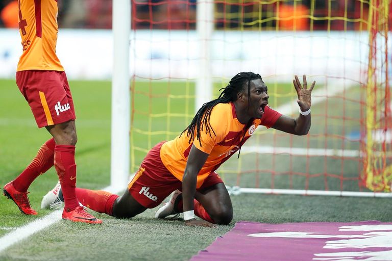 بافيتيمبي جوميز مهاجم الهلال السعودي الحالي