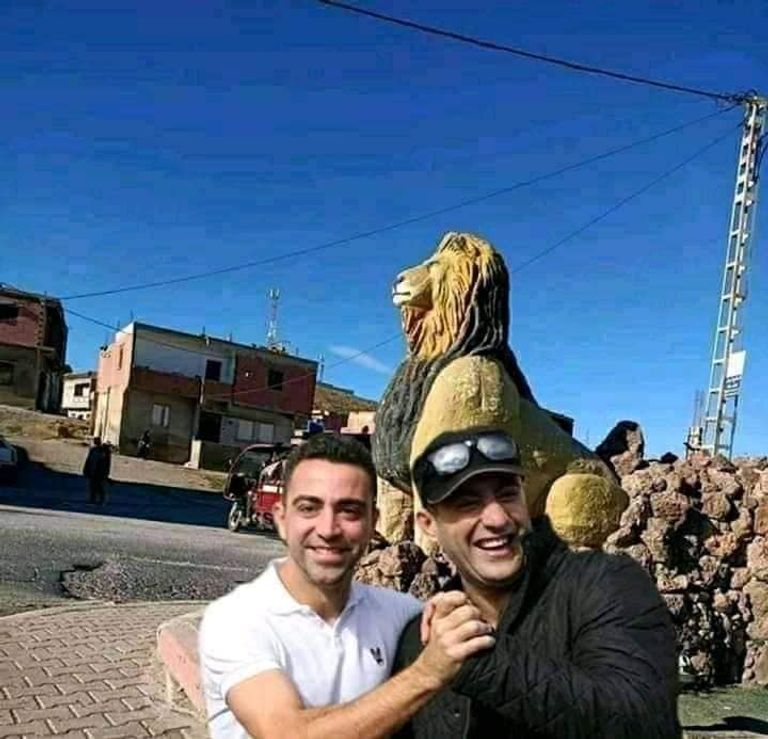 صور مفبركة للفنان المصري أحمد السقا تسخر من شكل تمثال الأسد في الجزائر