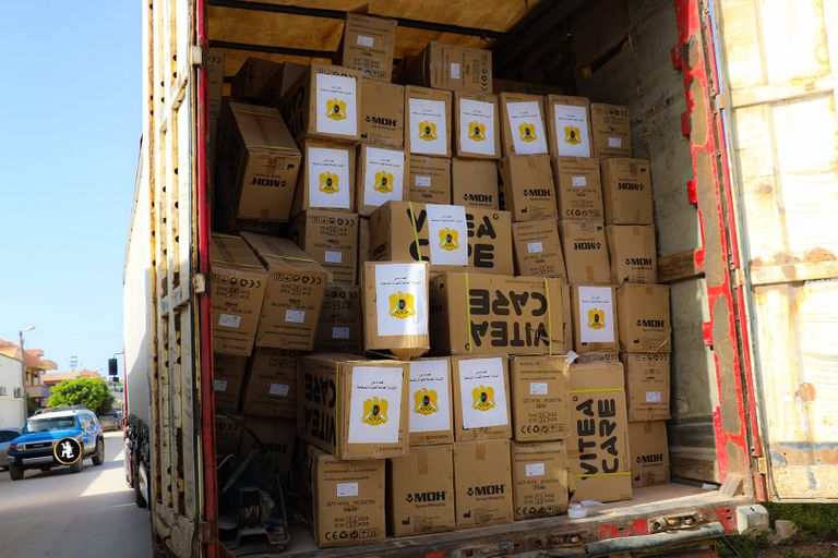 الجيش يقدم مساعدات لذوي الاحتياجات الخاصة