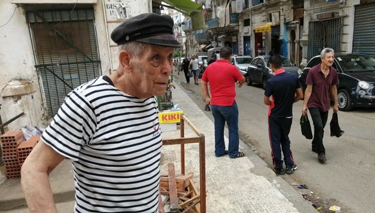 الجزائري ديدو رمضان بوثرية الملقب بـ"ديدو".. أيقونة الحب في الجزائر