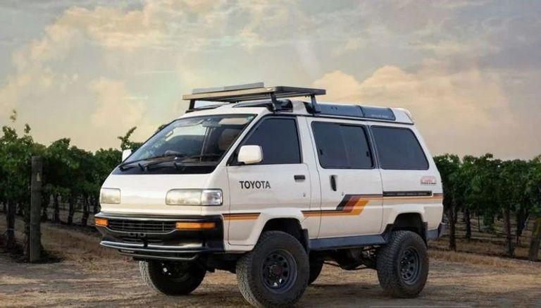 طراز تويوتا Mega ACE II مرسيدس Sprinter 4×4