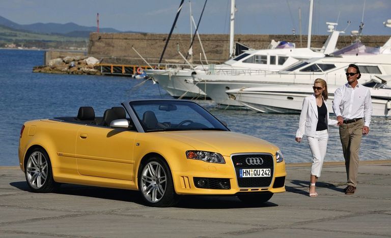  أودي RS4 Cabriolet