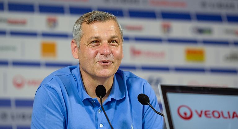 الفرنسي برونو جينيسيو