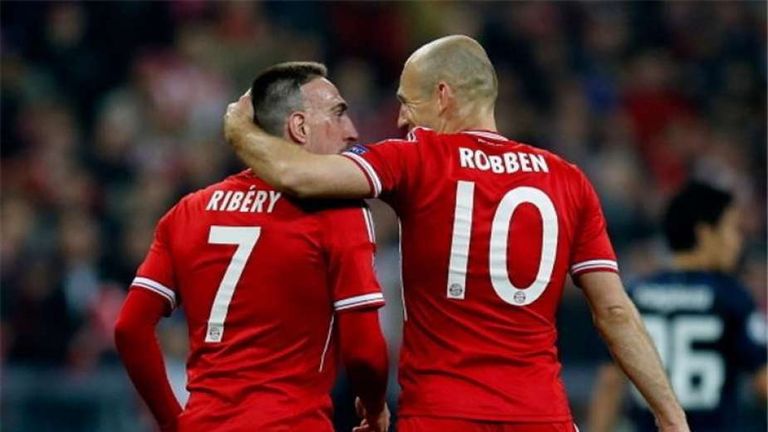 ليونيل ميسي وراؤول جونزاليس