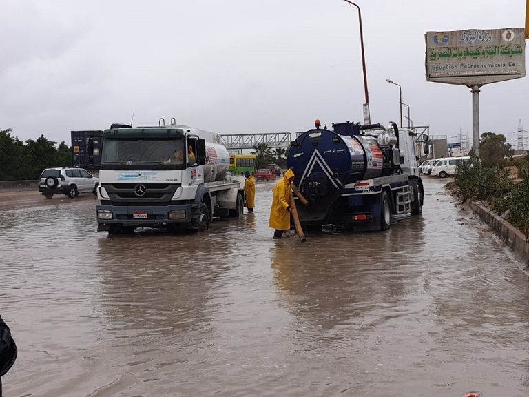 الثلوج تغطي منطقة جبلية في الأردن