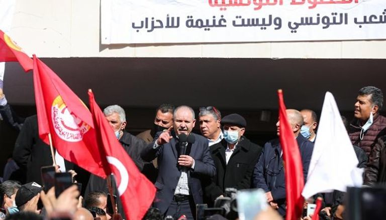 إضراب بالخطوط التونسية احتجاجا على عدم وجود خطة إصلاح - رويترز