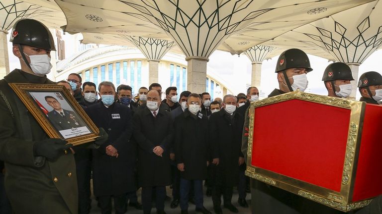 المعارض التركي أوطقو تشاقير أوزر - أرشيفية