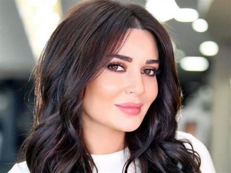 الفنانة اللبنانية سيرين عبدالنور