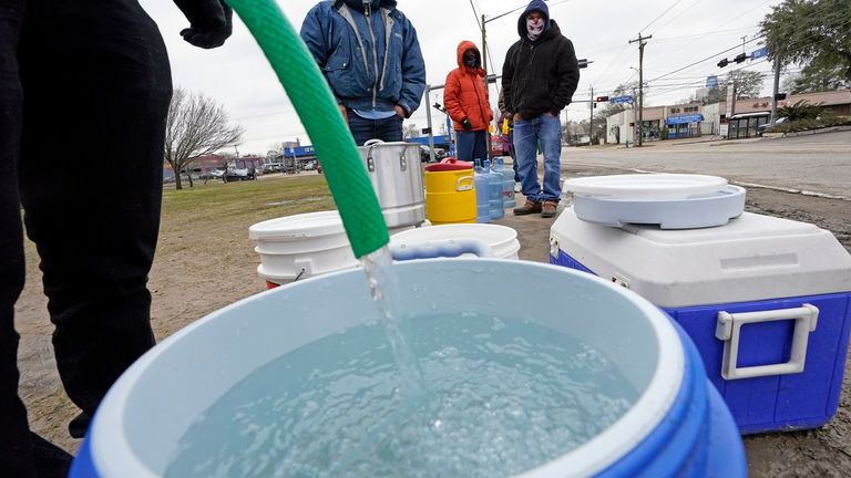 أزمة مياه الشرب في تكساس أزمة موجة البرد في تكساس