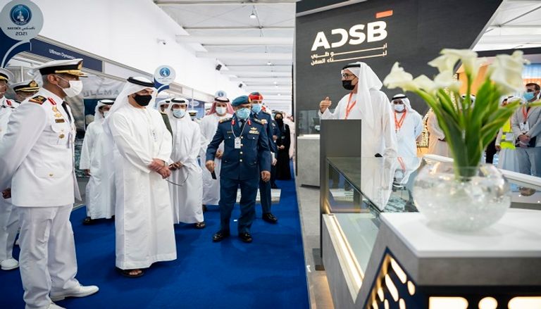جولة الشيخ حامد بن زايد آل نهيان في معرض الدفاع البحري "نافدكس 2021" 