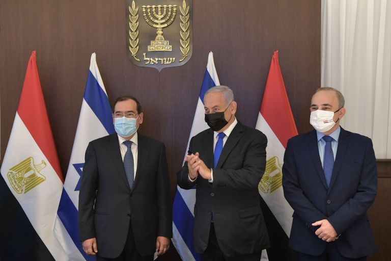 نتنياهو والوزير المصري اليوم