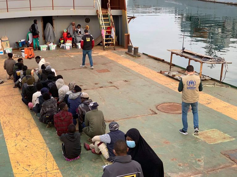 من بين الناجين أطفال ونساء