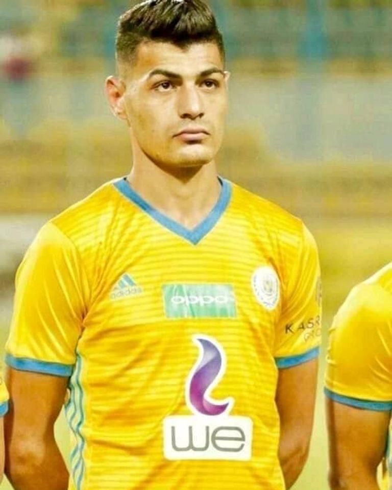 عبدالرحمن مجدي لاعب فريق الإسماعيلي