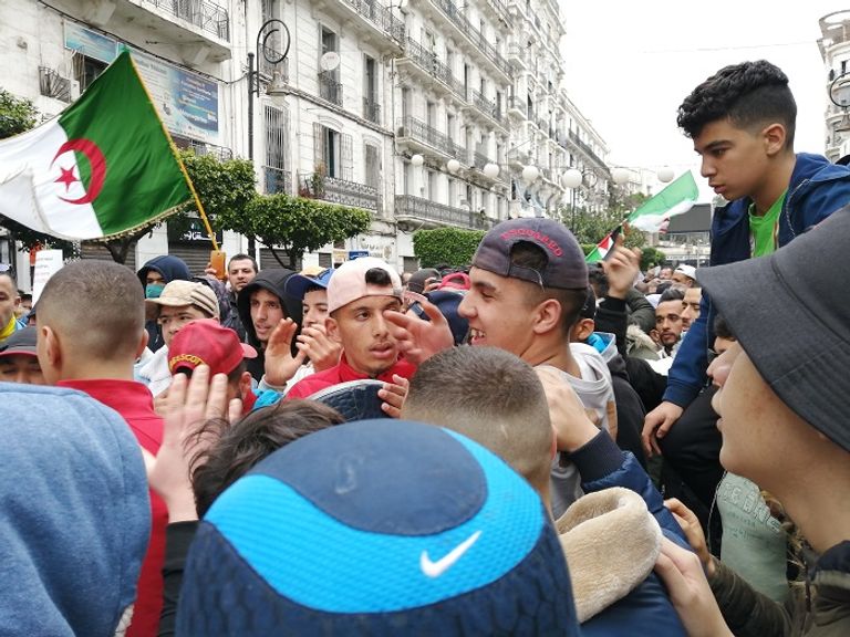مظاهرات حاشدة بالجزائر العاصمة في الذكرى الثانية للحراك الشعبي مظاهرات حاشدة بالجزائر العاصمة في الذكرى الثانية للحراك الشعبي