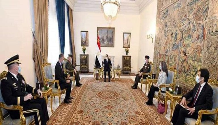 لقاء السيسي والمسؤول الأمريكي بالقاهرة