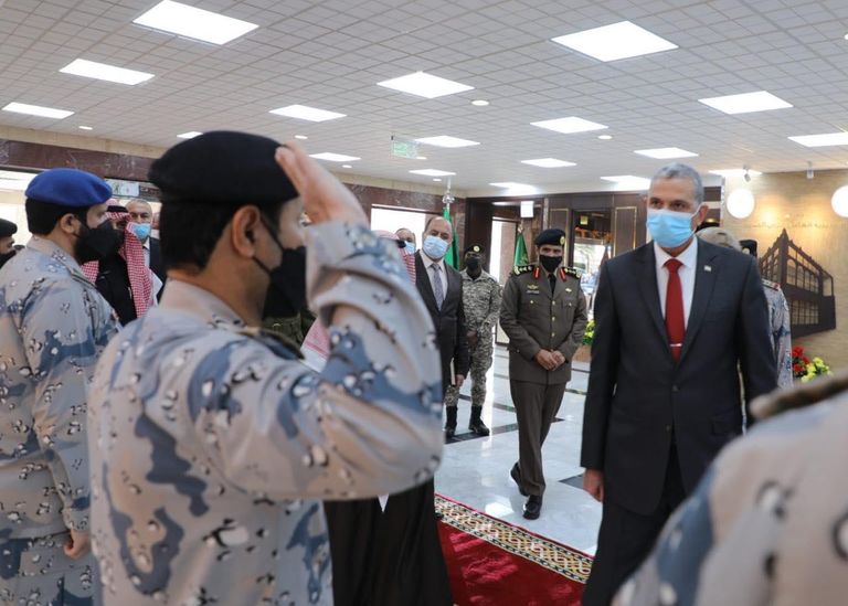 زيارة وزير الداخلية العراقي إلى السعودية وزير الداخلية العراقي عثمان الغانمي في العاصمة السعودية الرياض