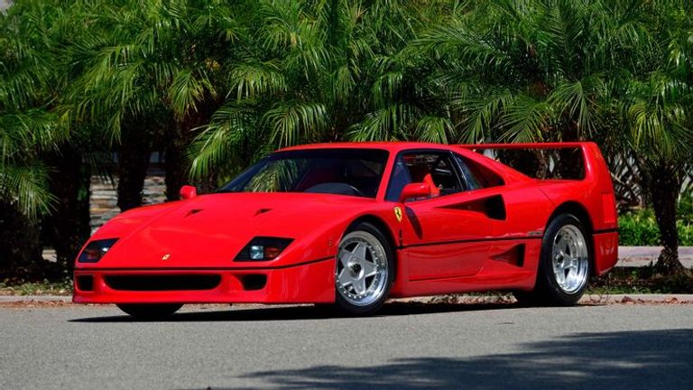 طراز فيراري Ferrari F40  طراز بي إم دبليو 2002 تربو